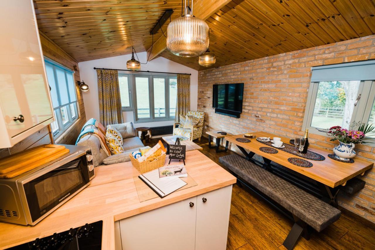 Low Moor Lodge Скарбъро Екстериор снимка