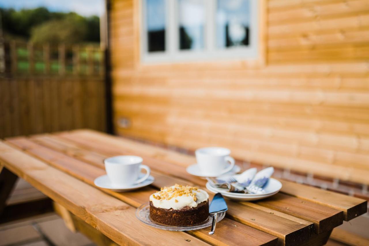 Low Moor Lodge Скарбъро Екстериор снимка