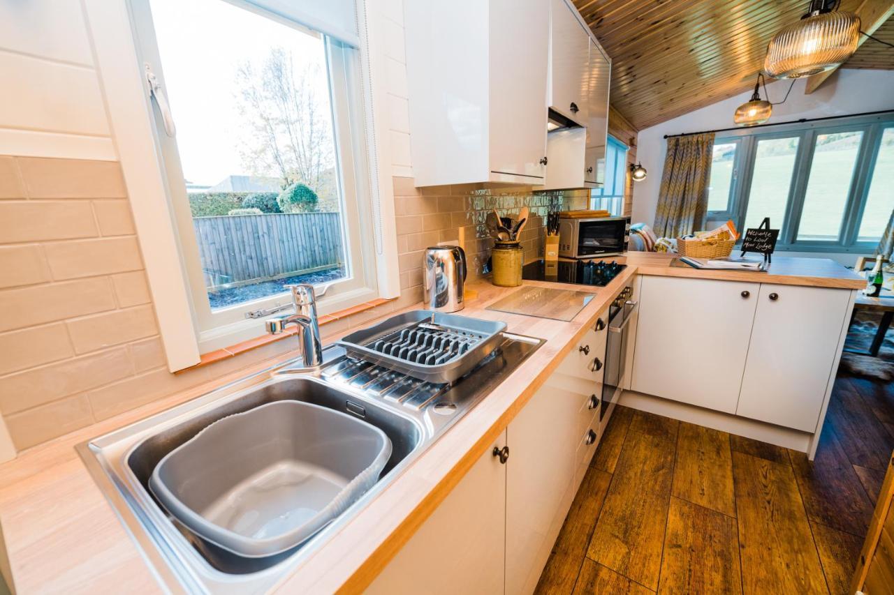Low Moor Lodge Скарбъро Екстериор снимка