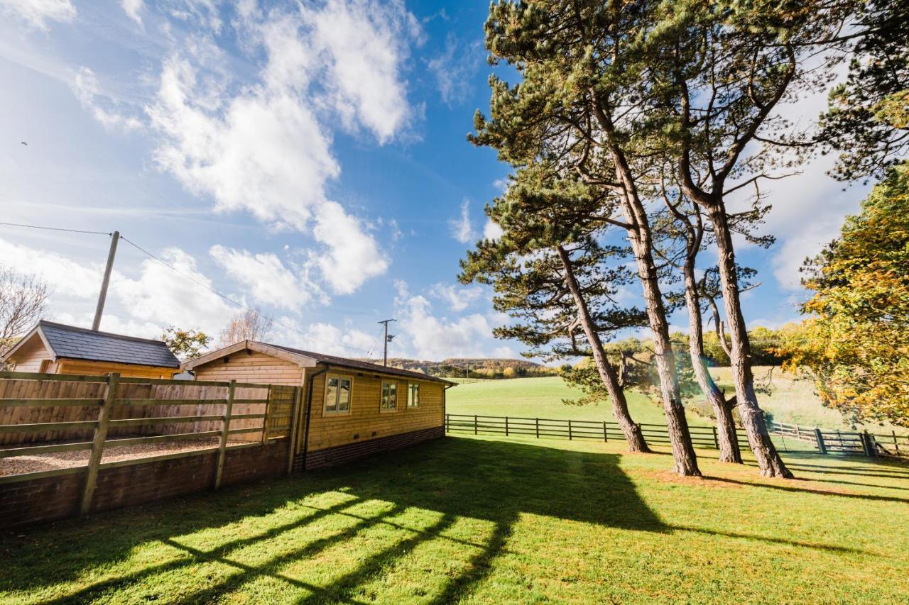 Low Moor Lodge Скарбъро Екстериор снимка
